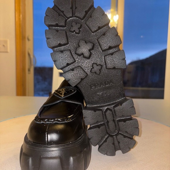 Prada loafers - Picture 7 of 8